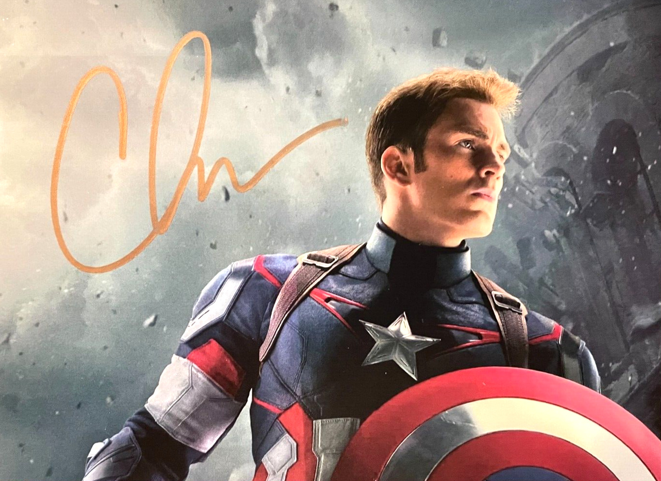 Chris Evans [Avengers: Captain America] Hand Signed 7x5\