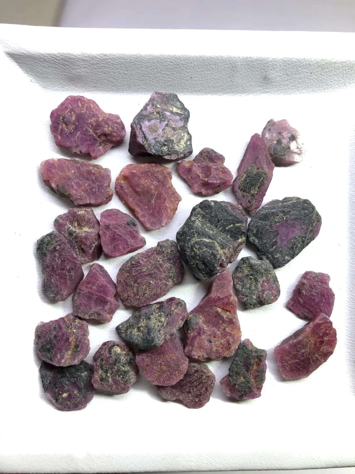 Natural Raw Ruby Sapphire Rough Lot – 162.40 Ct | 25 Pcs Raw Gemstones