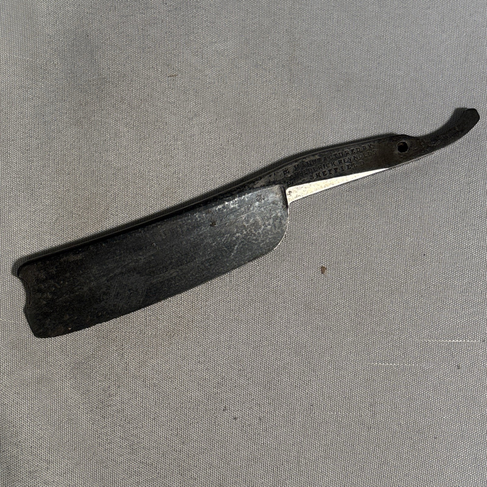  Vintage Frederick Reynolds Sheffield Straight Razor 13/16