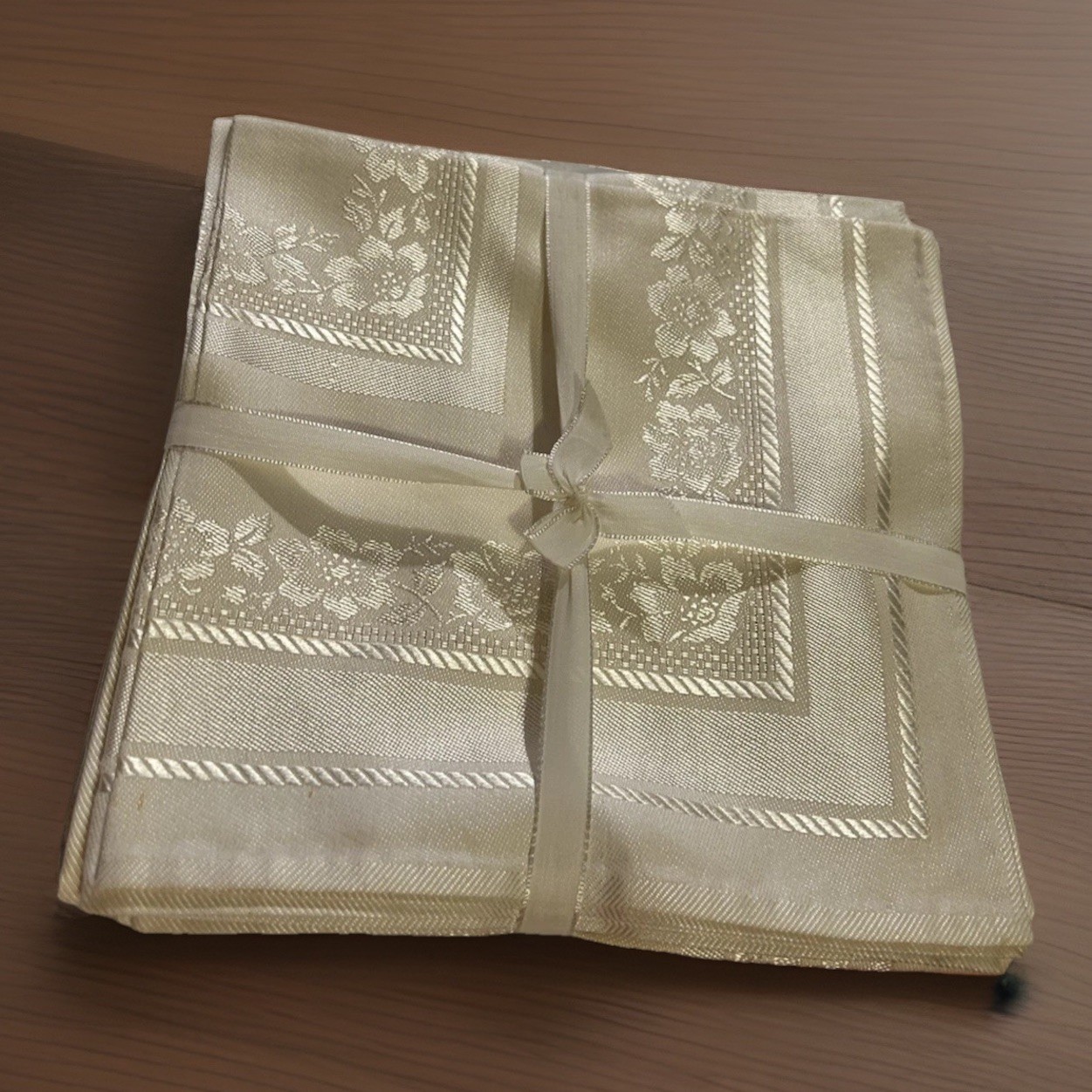 Vintage Fine Ivory Napkins 15.75” Damask Floral Set Of 6 NOS