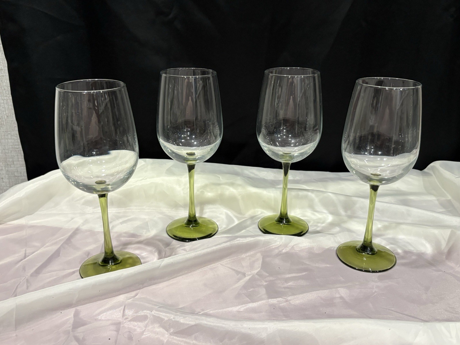 Six (6) Pantiago Green by Pier 1 Clear Bowl, Green Stem and Foot Wine Glasses