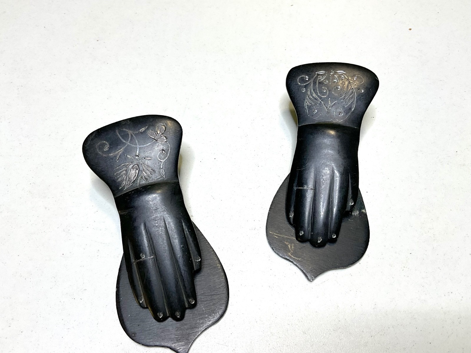 Pair Antique Style Black Hand Letter Paper Clips Engraved Floral Cuffs