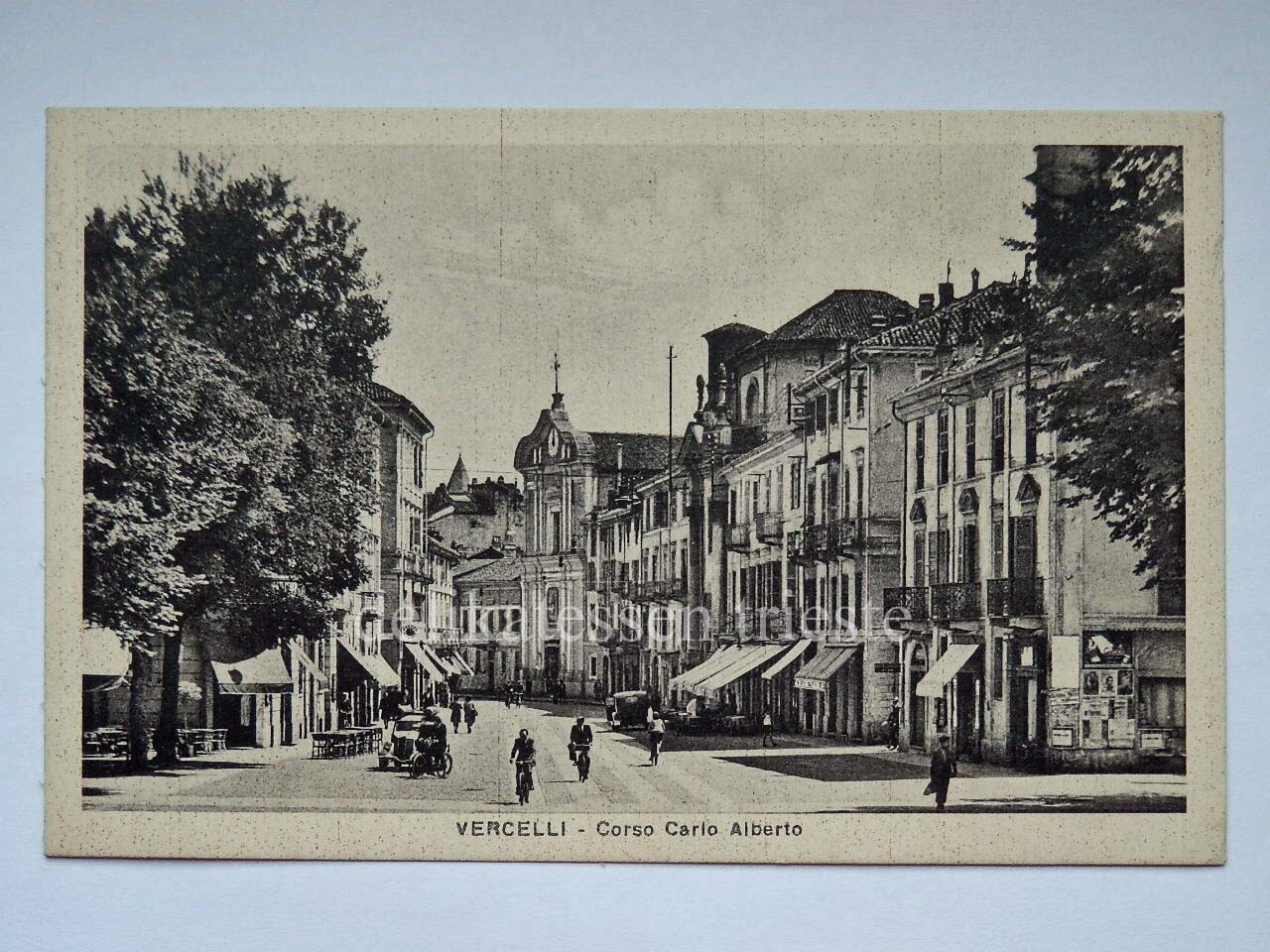 VERCELLI Corso Carlo Alberto animated shops old postcard