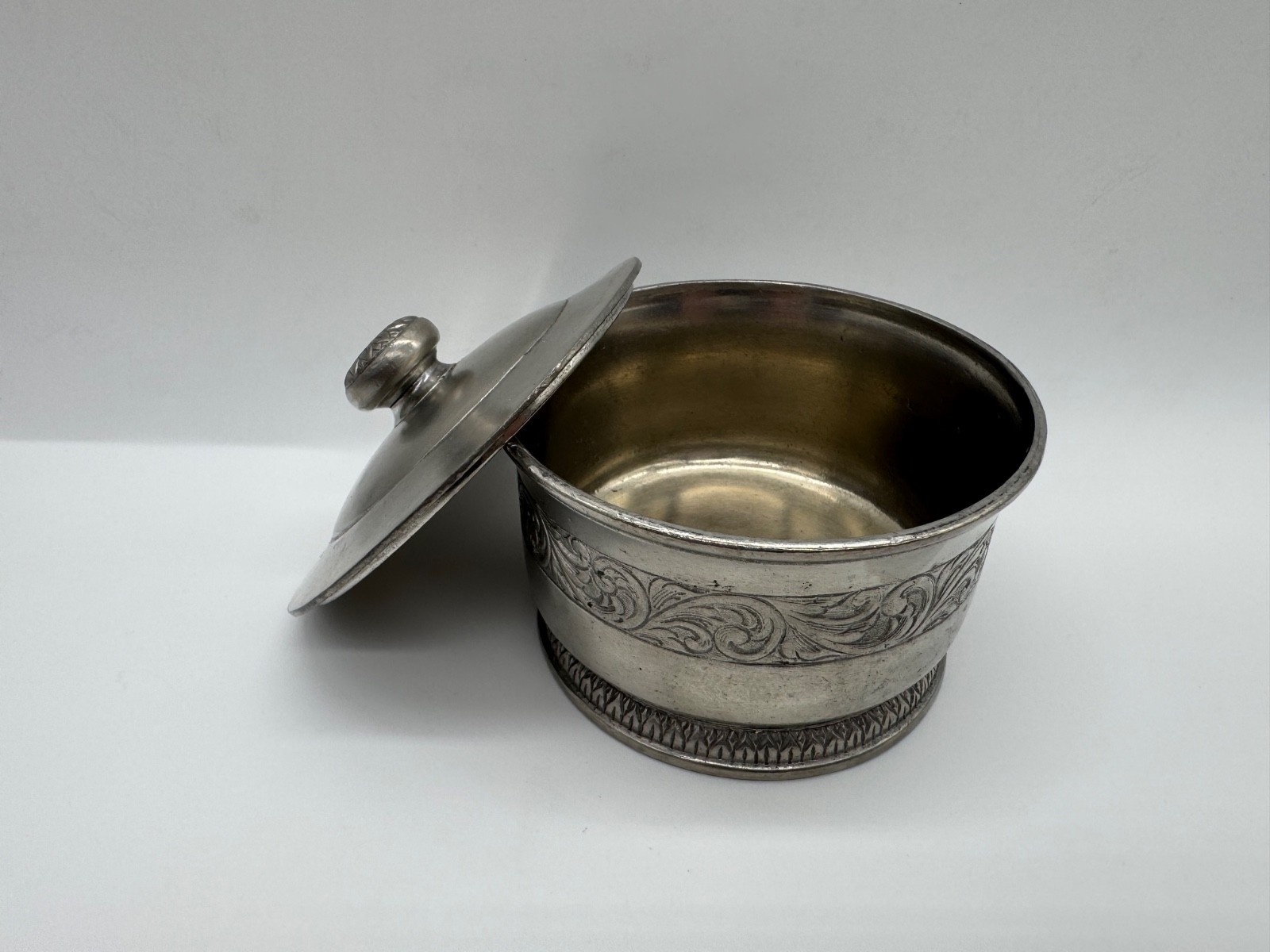 LABRAZEL ARTISAN CRAFTED PEWTER BATH CANISTER San Lorenzo Italy