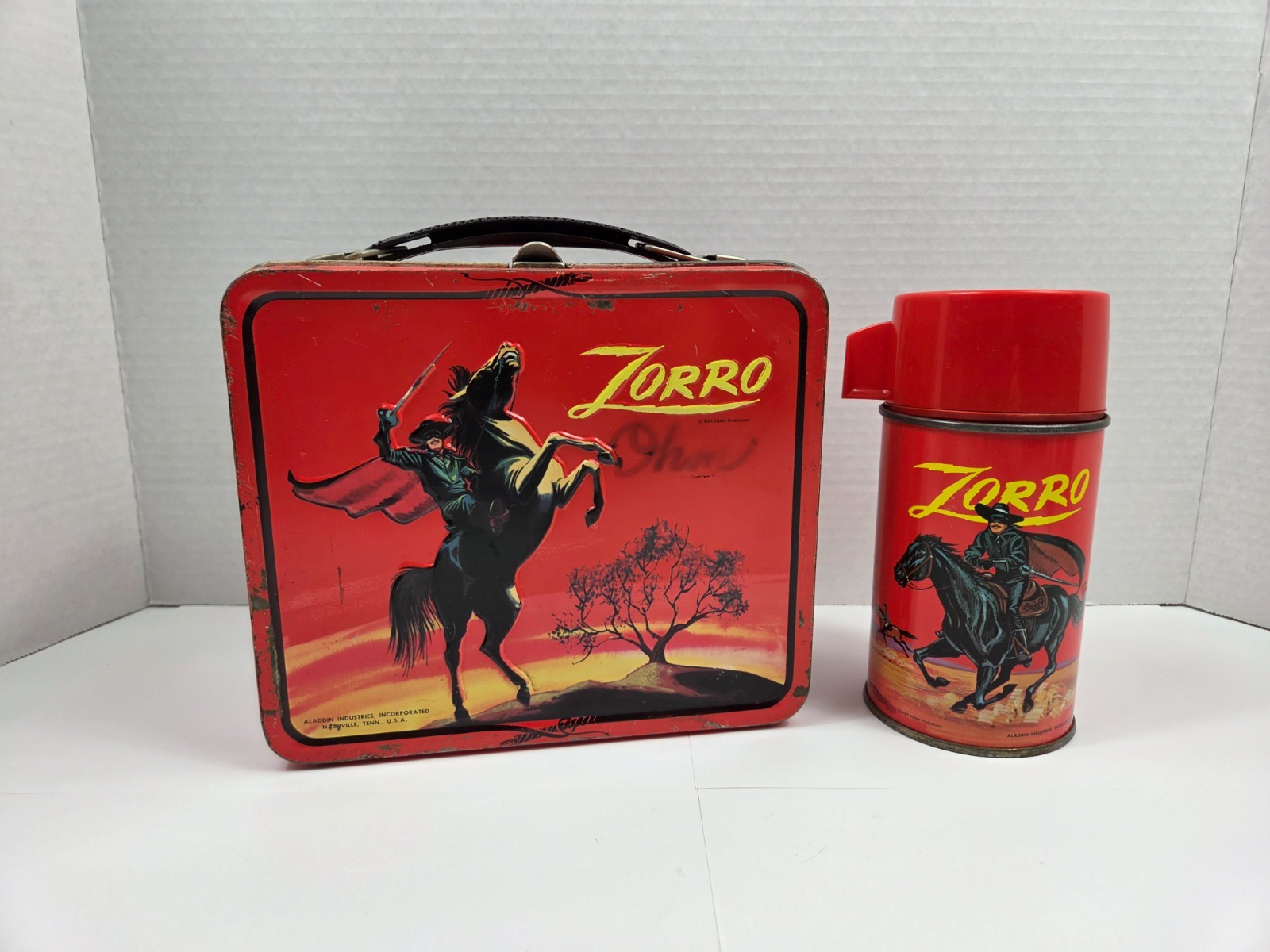 Vintage 1966 Disney's Zorro Metal Lunchbox & Thermos