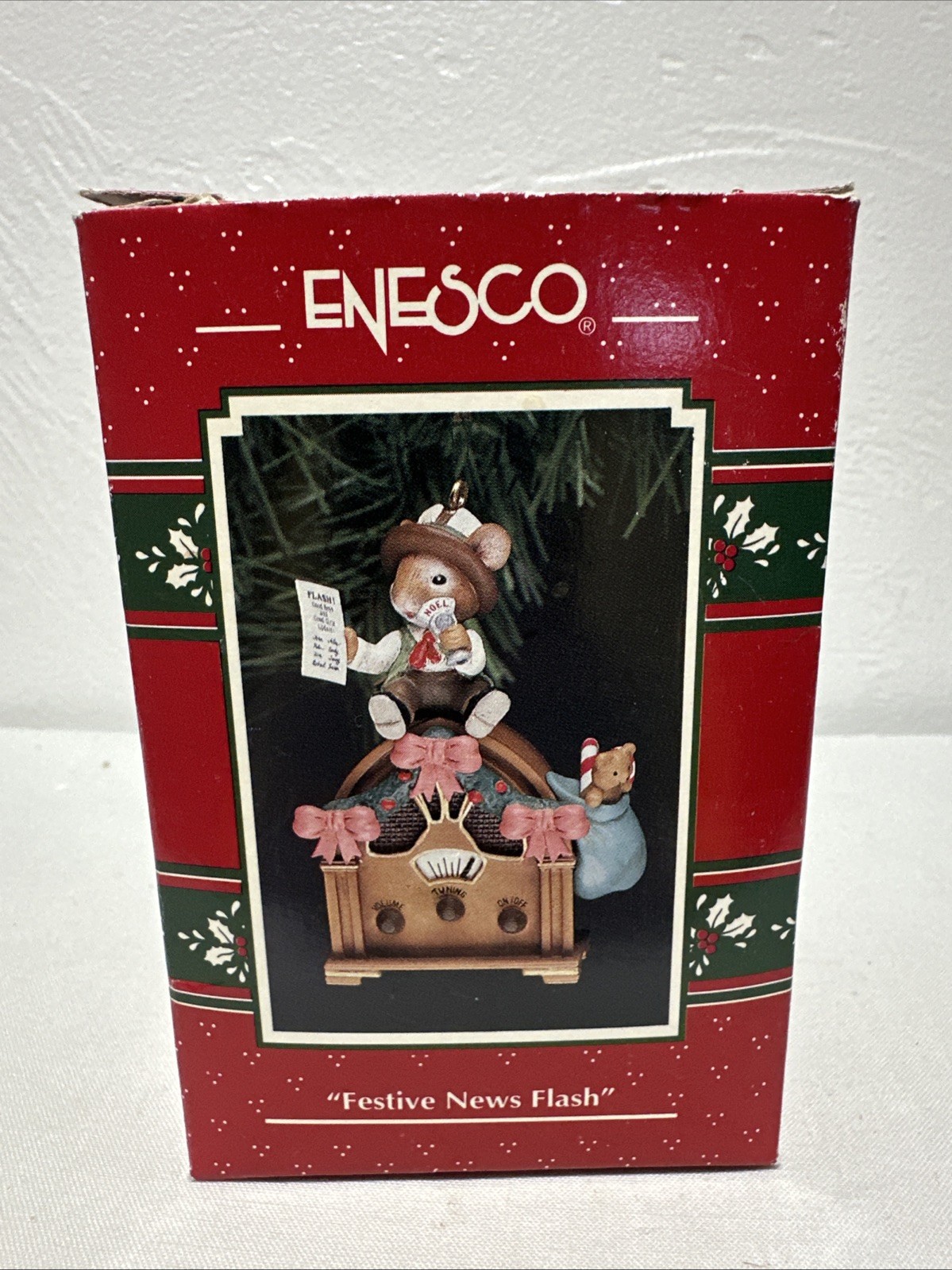 Enesco FESTIVE NEWS FLASH 3