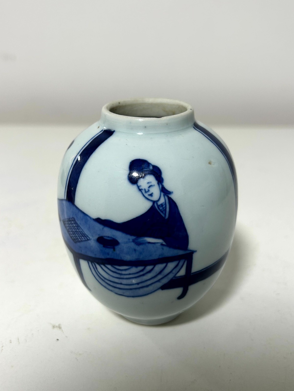 Antique Chinese Blue and White Porcelain Jar Women Weaving Scene Figural Antique Chinese Blue and White Porcelain Jar Women Weaving Scene Figural