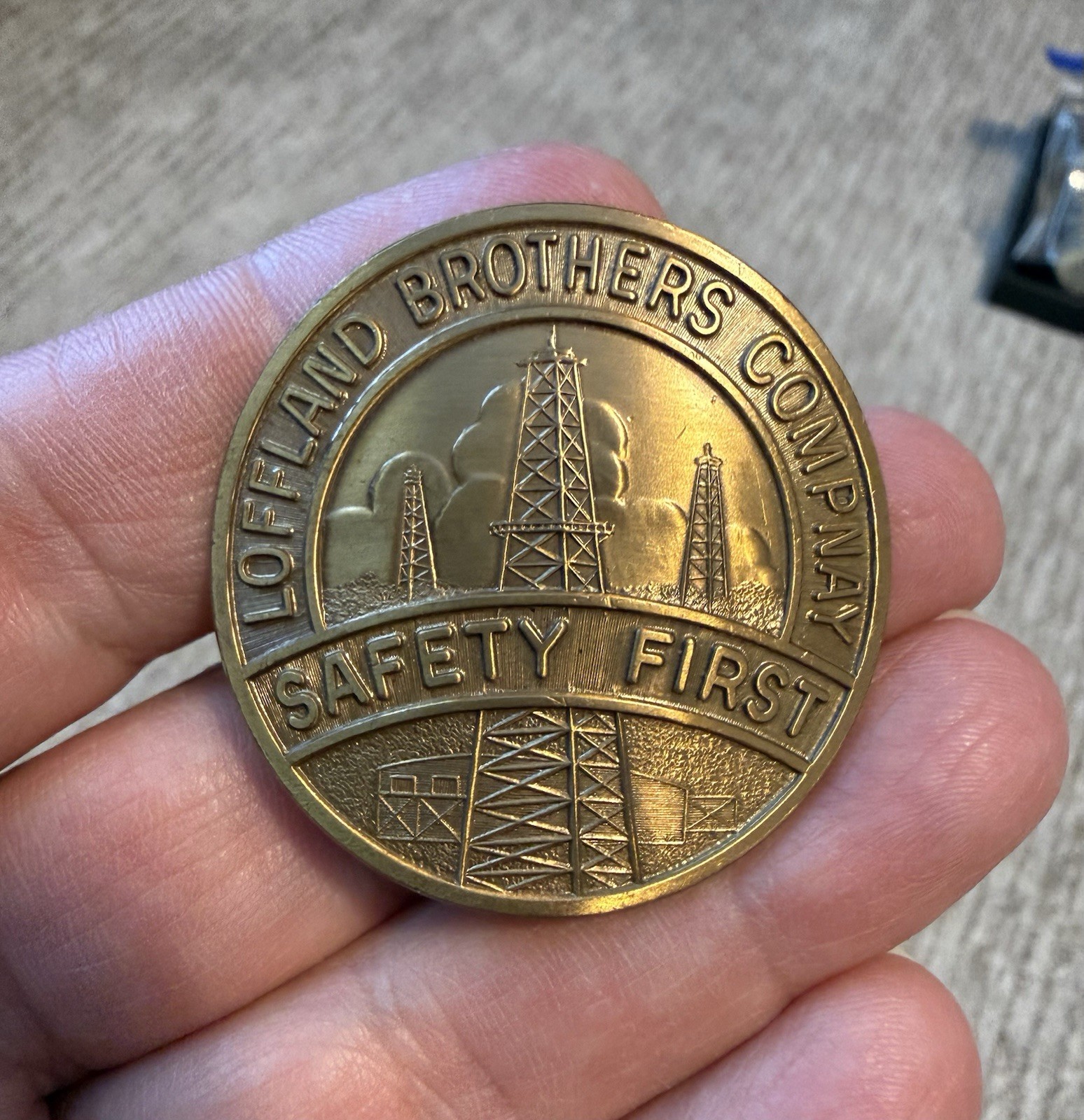LOFFLAND BROTHERS - DRILLING WORLD WIDE - EMPLOYEE BADGE