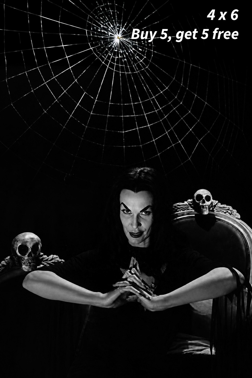 VAMPIRA - 4x6 Publicity Photo 🟣Dark Glamour TV Host Studio Portrait