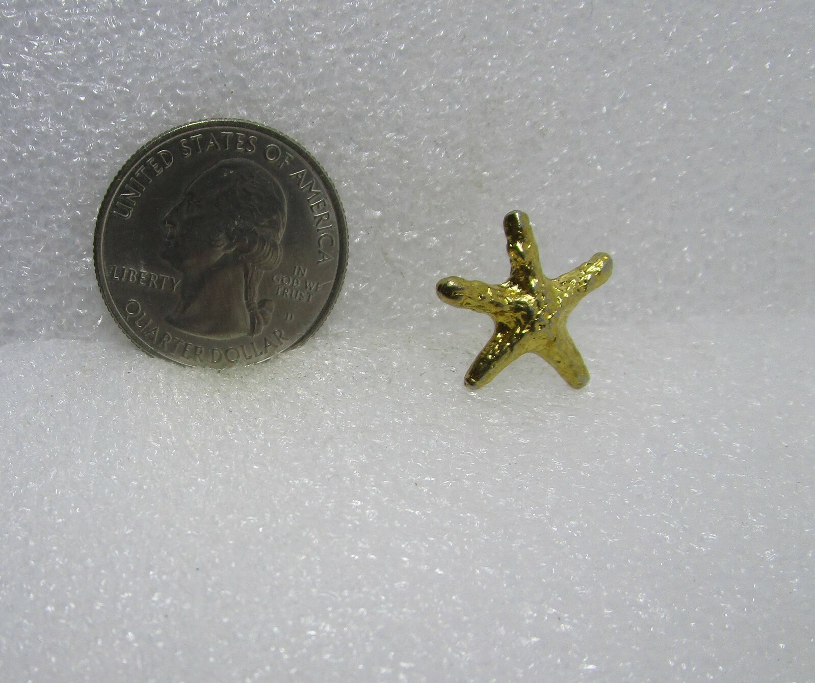 Gold Tone Starfish Pin Gold Tone Starfish Pin