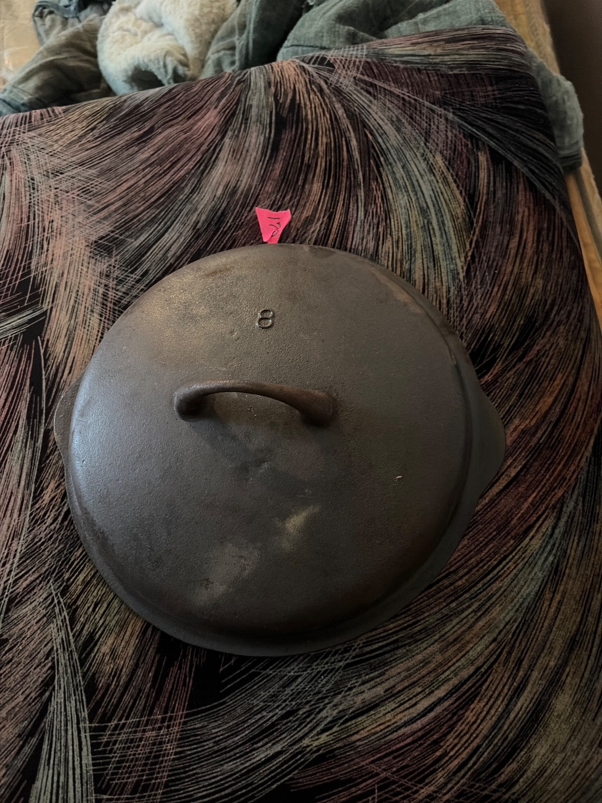 griswold iron mountain 1035 or no 8 dutch oven lid only no cracks gd con