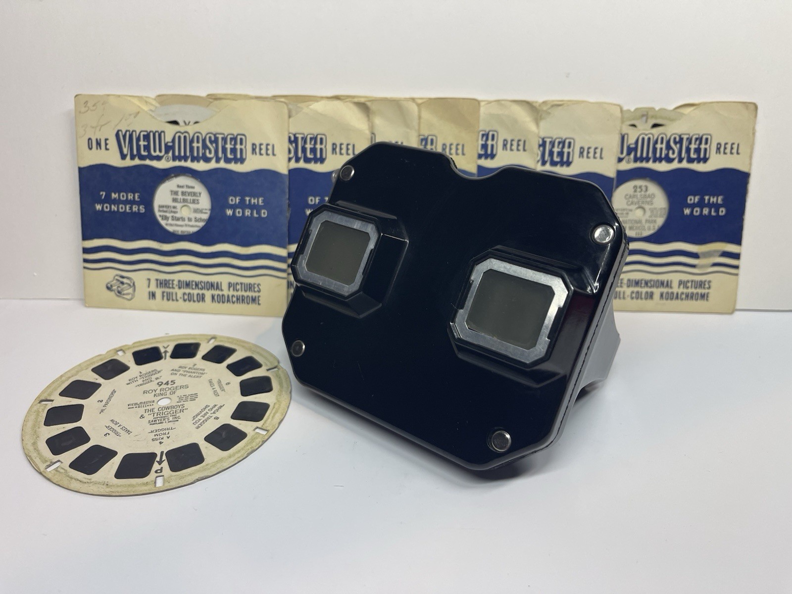 Vintage Sawyer’s 1940’s View-Master With Photo Disks Vintage Sawyer’s 1940’s View-Master With Photo Disks