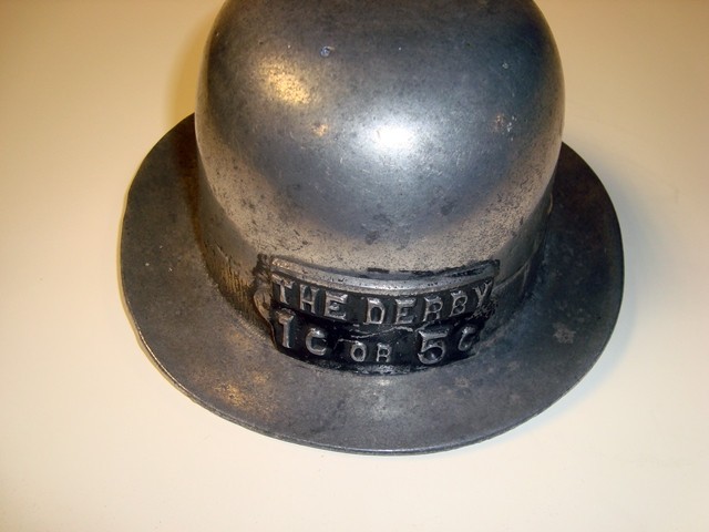 Circa 1930s Derby 1 and 5-Cent Cigars Bowler Hat Cast Iron Ashtray