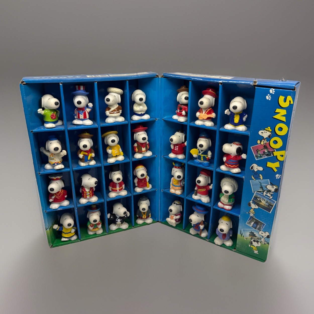 Snoopy Around the World Vintage Collectable Box Complete 28 Figure Set Fast Ship