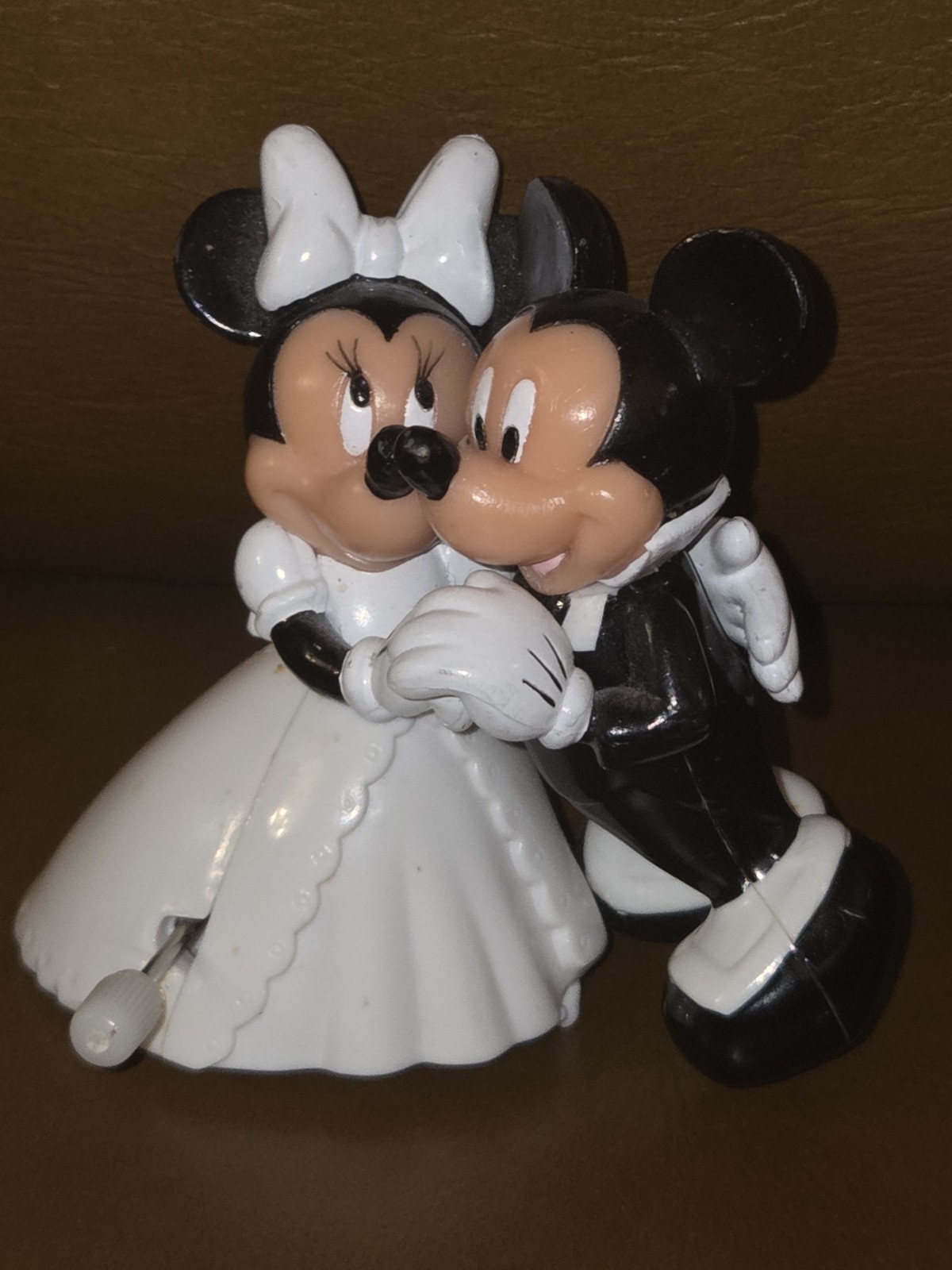 Vtg Disney Mickey & Minnie Mouse Bride & Groom Dancing Wedding Wind-up Toy Works Vtg Disney Mickey & Minnie Mouse Bride & Groom Dancing Wedding Wind-up Toy Works