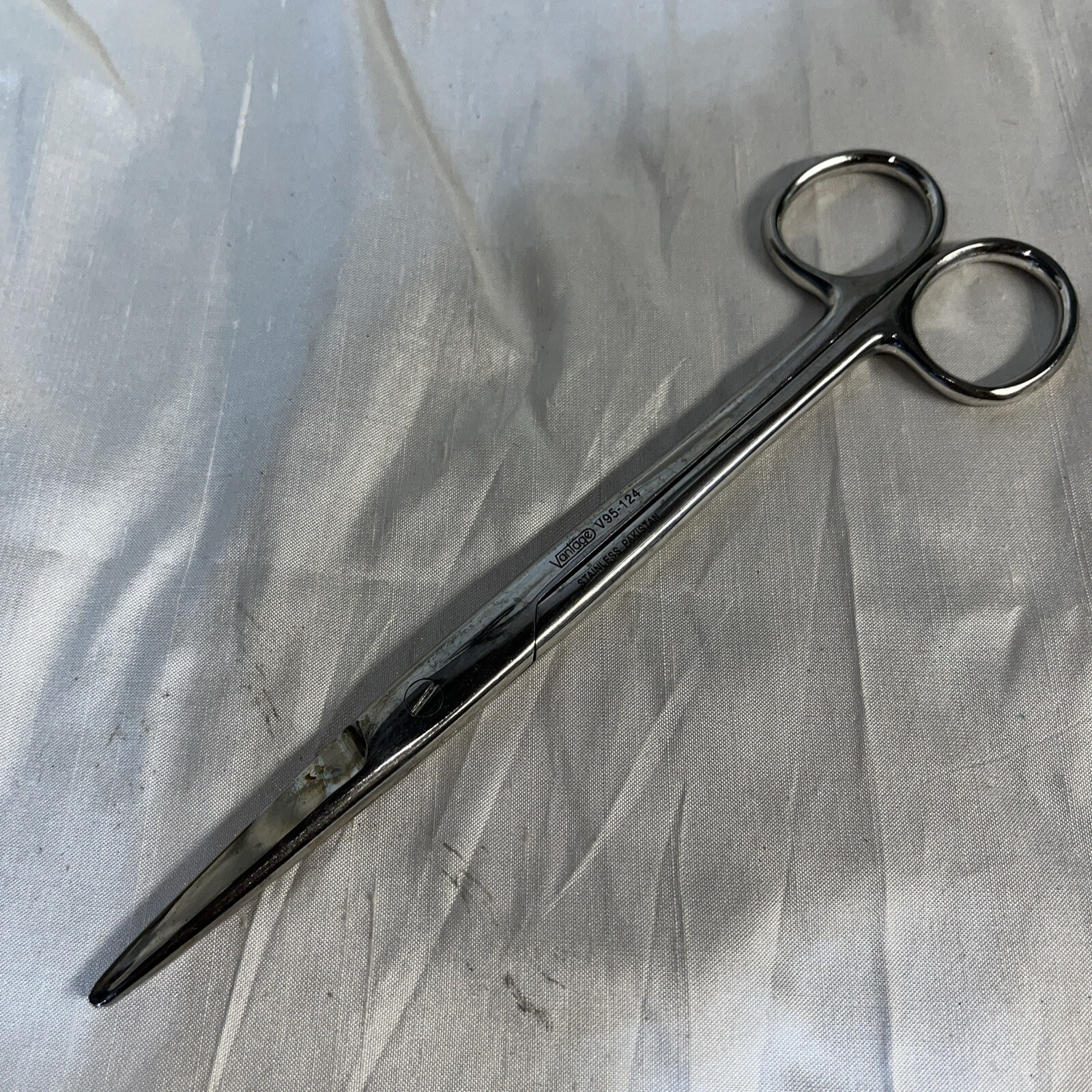 Vintage Vantage V95-124 Stainless Blunt Tip Surgical Scissors 6 3/4\