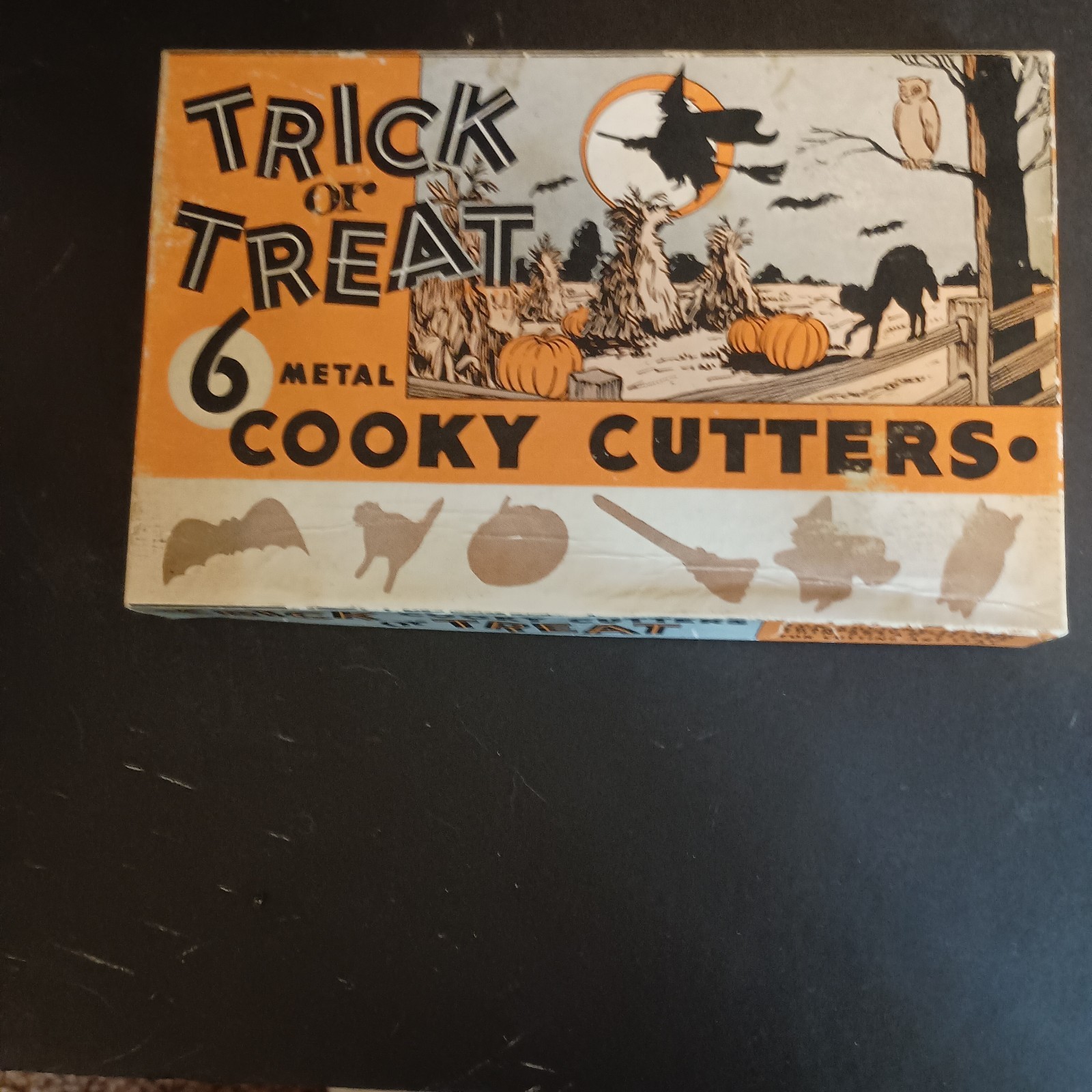 Vintage 1960's Halloween 6 Metal Cooky Trick or Treat Cookie Cutters in Box