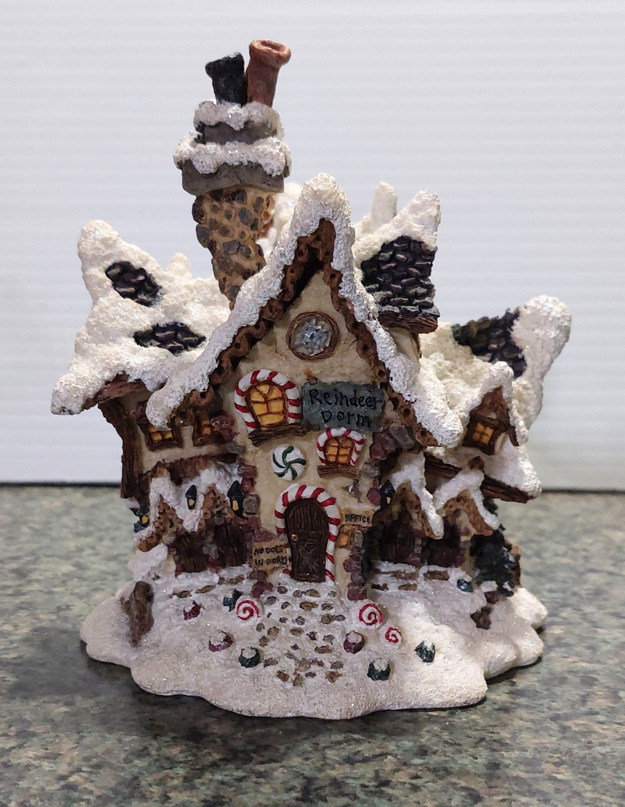 Vtg Boyds Bearly Built Villages Hoofer Hall Reindeer Dormitory Kringles Village