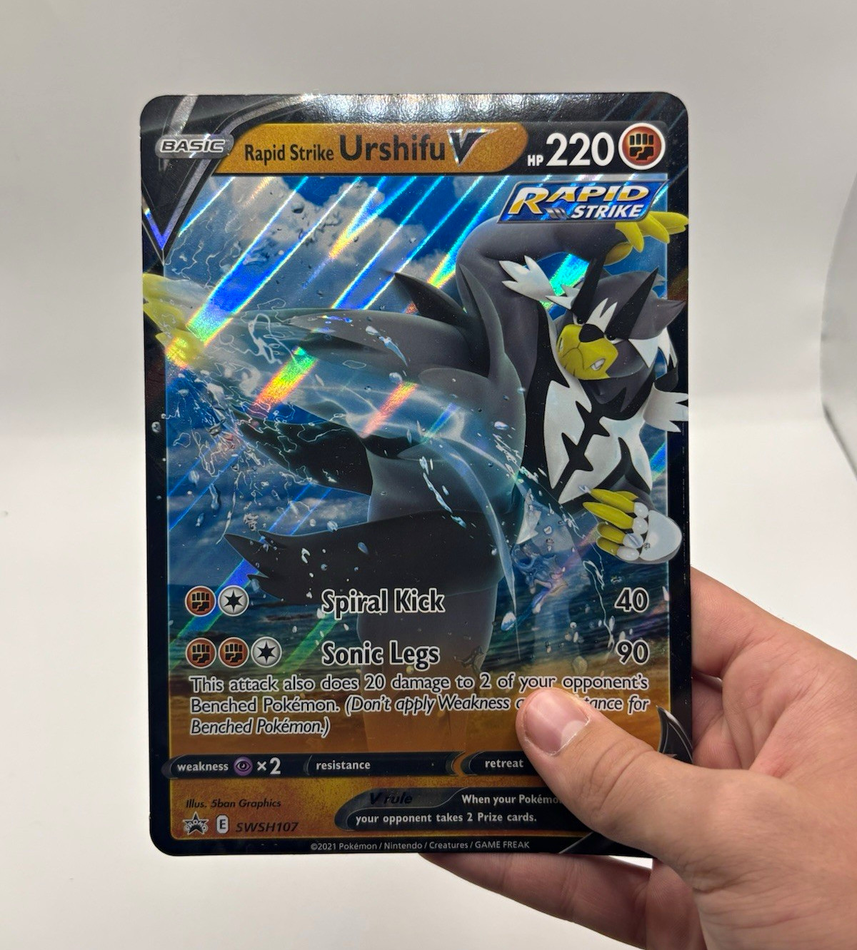 The Pokémon Company Rapid Strike Urshifu V SWSH107 Promo Holo English 2021 The Pokémon Company Rapid Strike Urshifu V SWSH107 Promo Holo English 2021