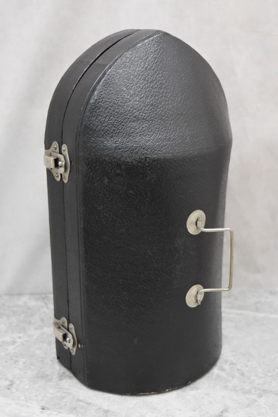Nice Antique Ciborium Case with Handle, Lined in Black (CU222) chalice co