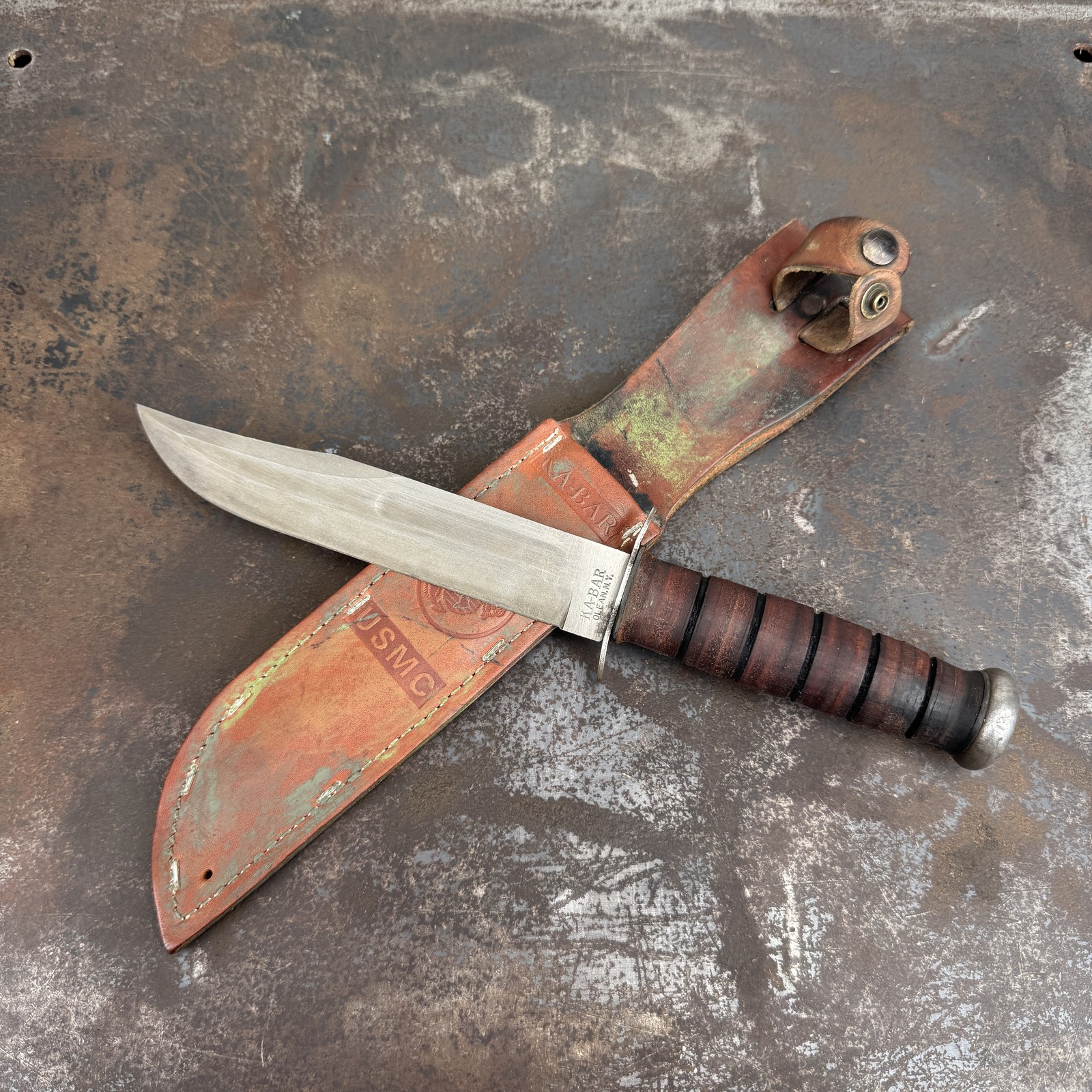 Vtg Ka-Bar USMC Fighting Knife w/ Leather Sheath - 7