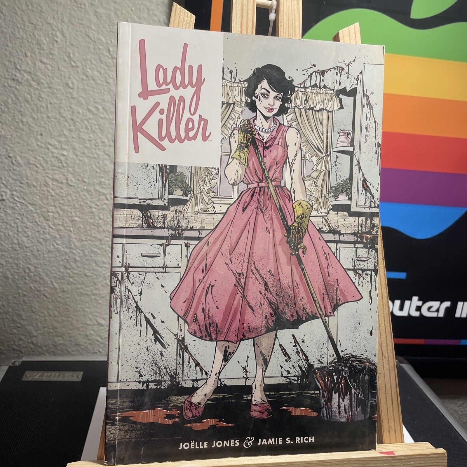 Lady Killer #1 (Dark Horse Comics, September 2015)