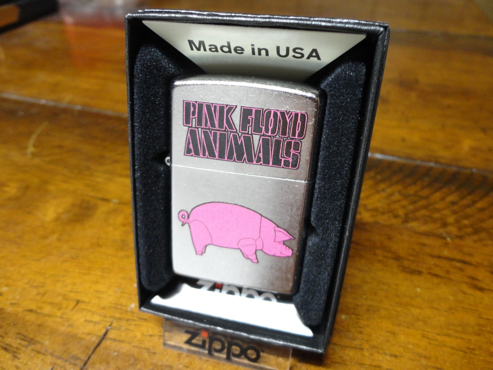 PINK FLOYD ANIMALS PIG ZIPPO LIGHTER MINT IN BOX
