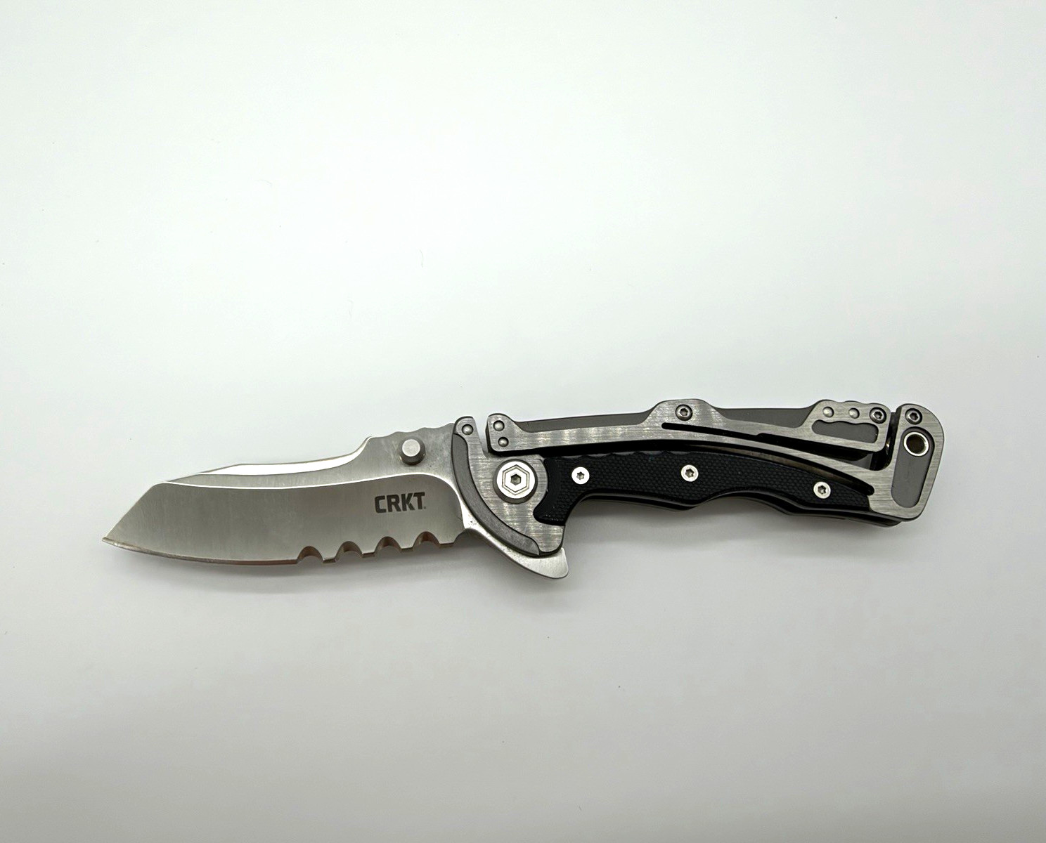 CRKT Graphite 5195 Folding Pocketknife Combo Edge Stainless Blade Silver/Black