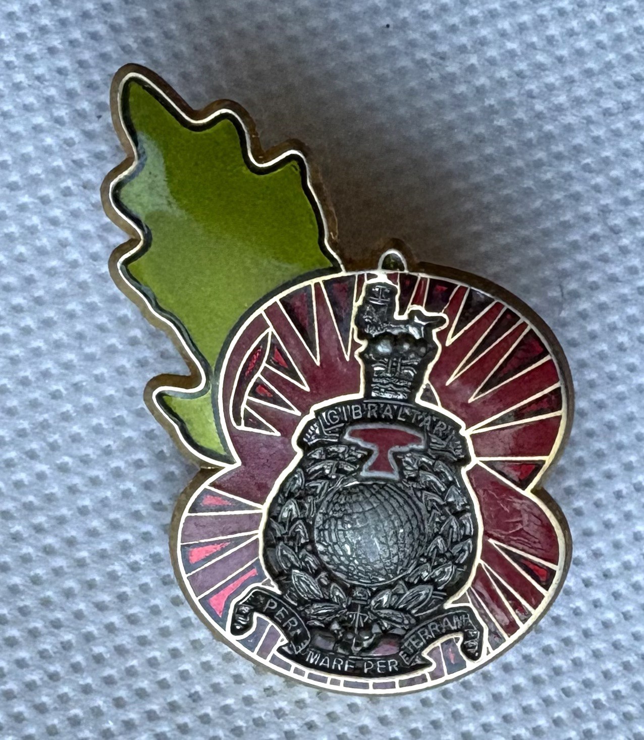 Mega Rare Gibraltar Army Poppy¹ Remembrance Pin Badge 