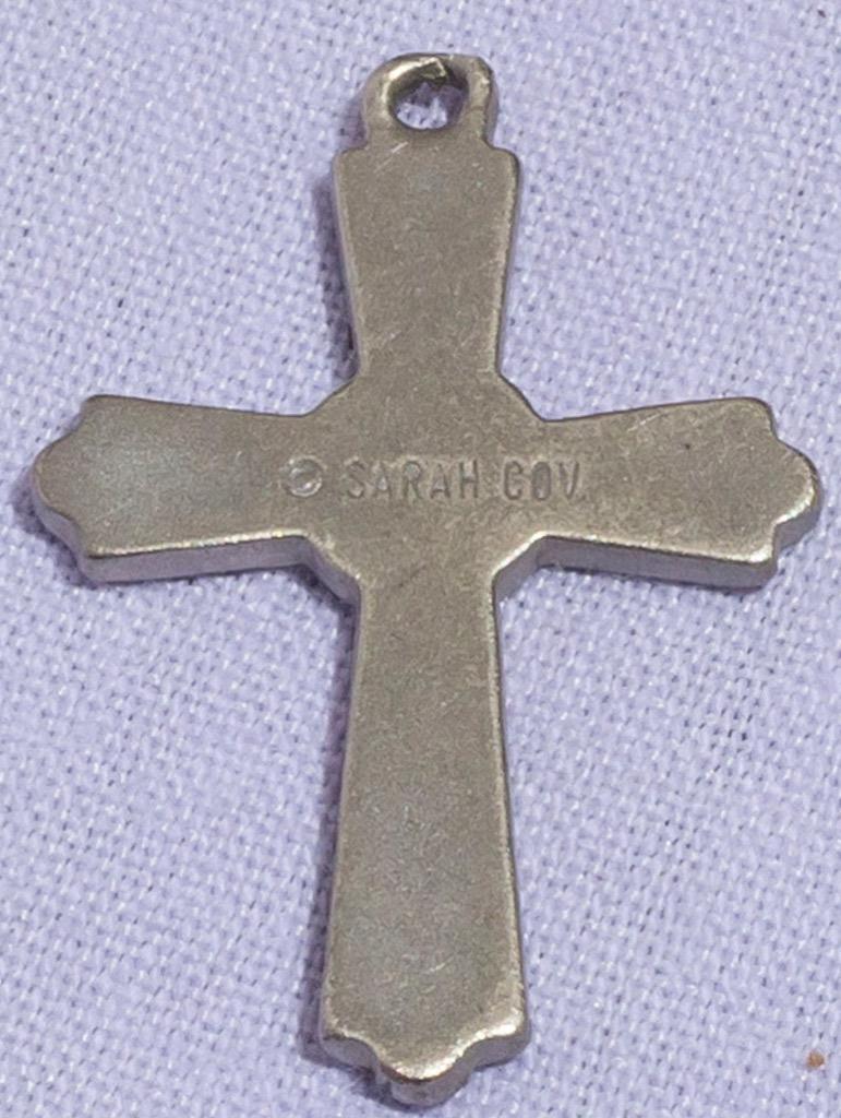Sarah Cov Signed Metal Religious Crucifix Pendant