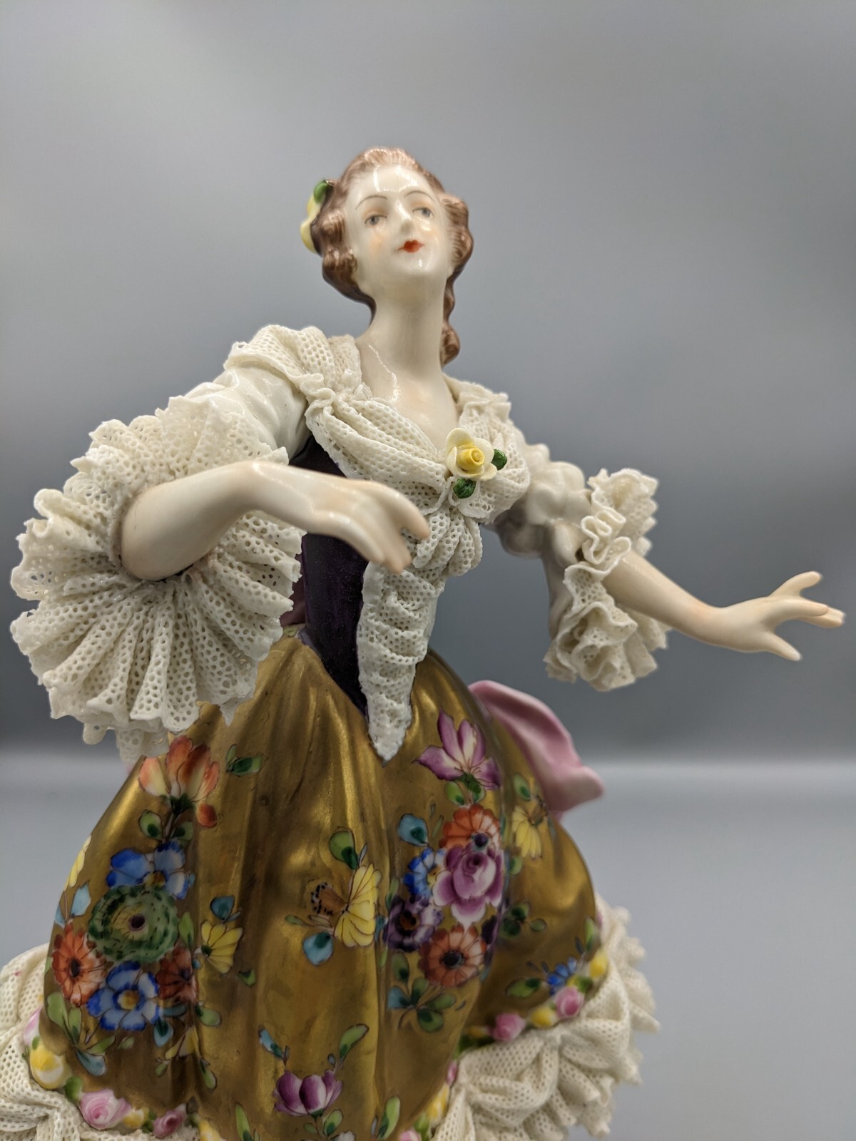 Vintage Large German Volkstedt Porcelain Lace Figurine Dancer in Golden Dress 9\