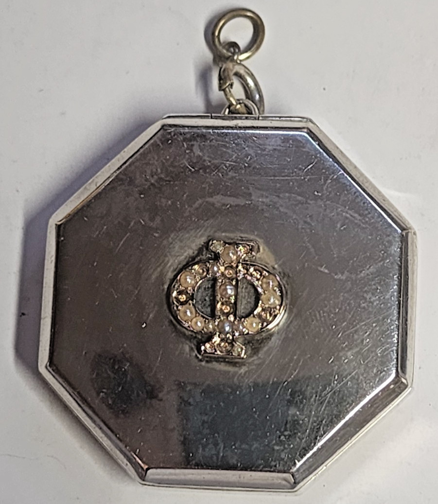 Antique Elgin Sterling Silver Makeup Compact 1.75\