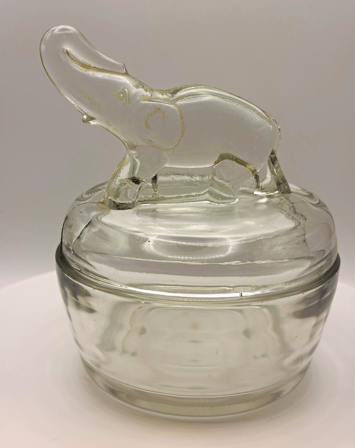 Vintage 1950’s Jeannette Glass Elephant Powder Jar, Great Condition Vintage 1950’s Jeannette Glass Elephant Powder Jar, Great Condition