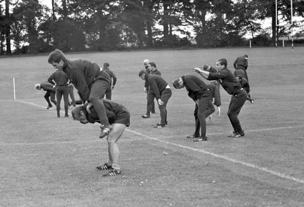 Soccer World Cup 1966 - Wolfgang Overath during a training session Old Photo 1