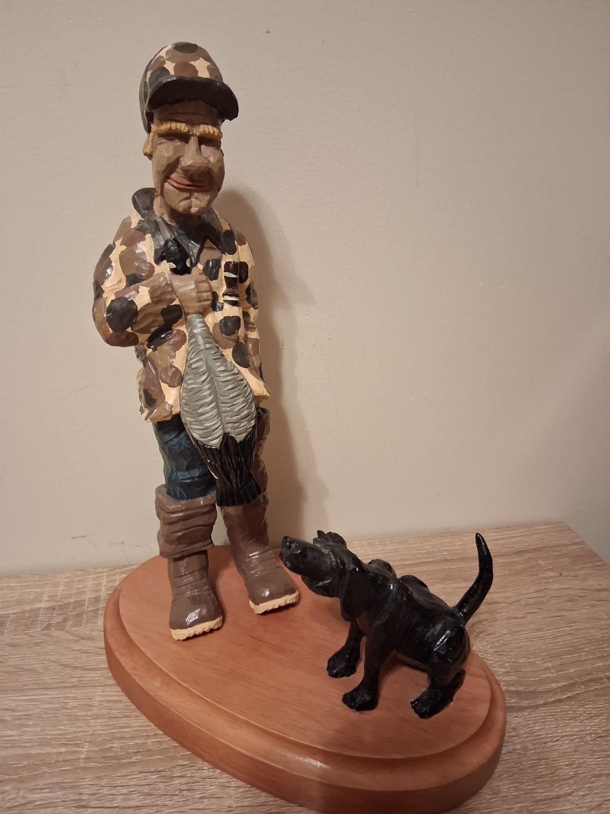 Vintage 1994 Ducks Unlimited Dave Constantine Hunter, Dog Statue. Hadley 9\