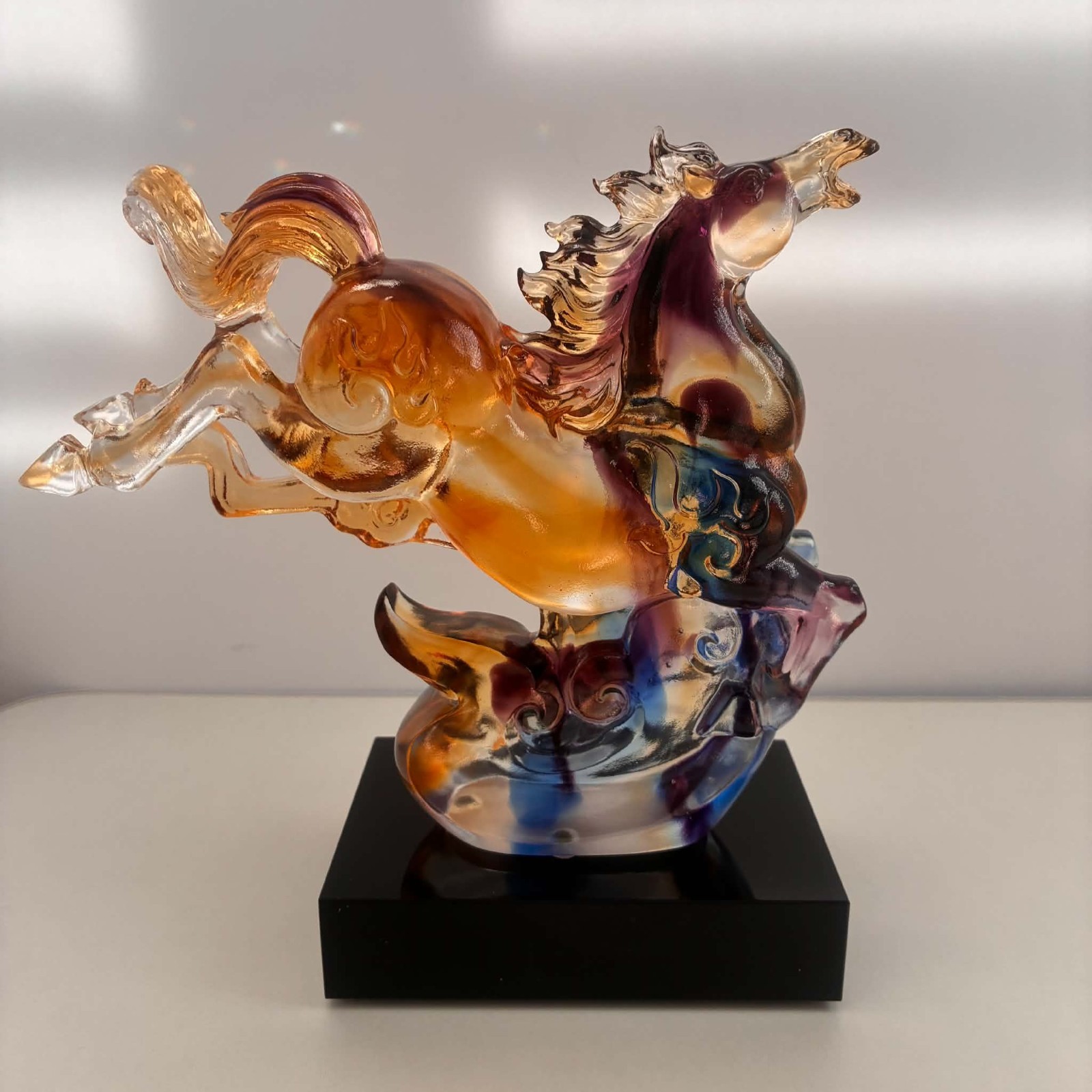 Liuli Crystal Glass Galloping Horse Ornament – Feng Shui Home Decor collectible