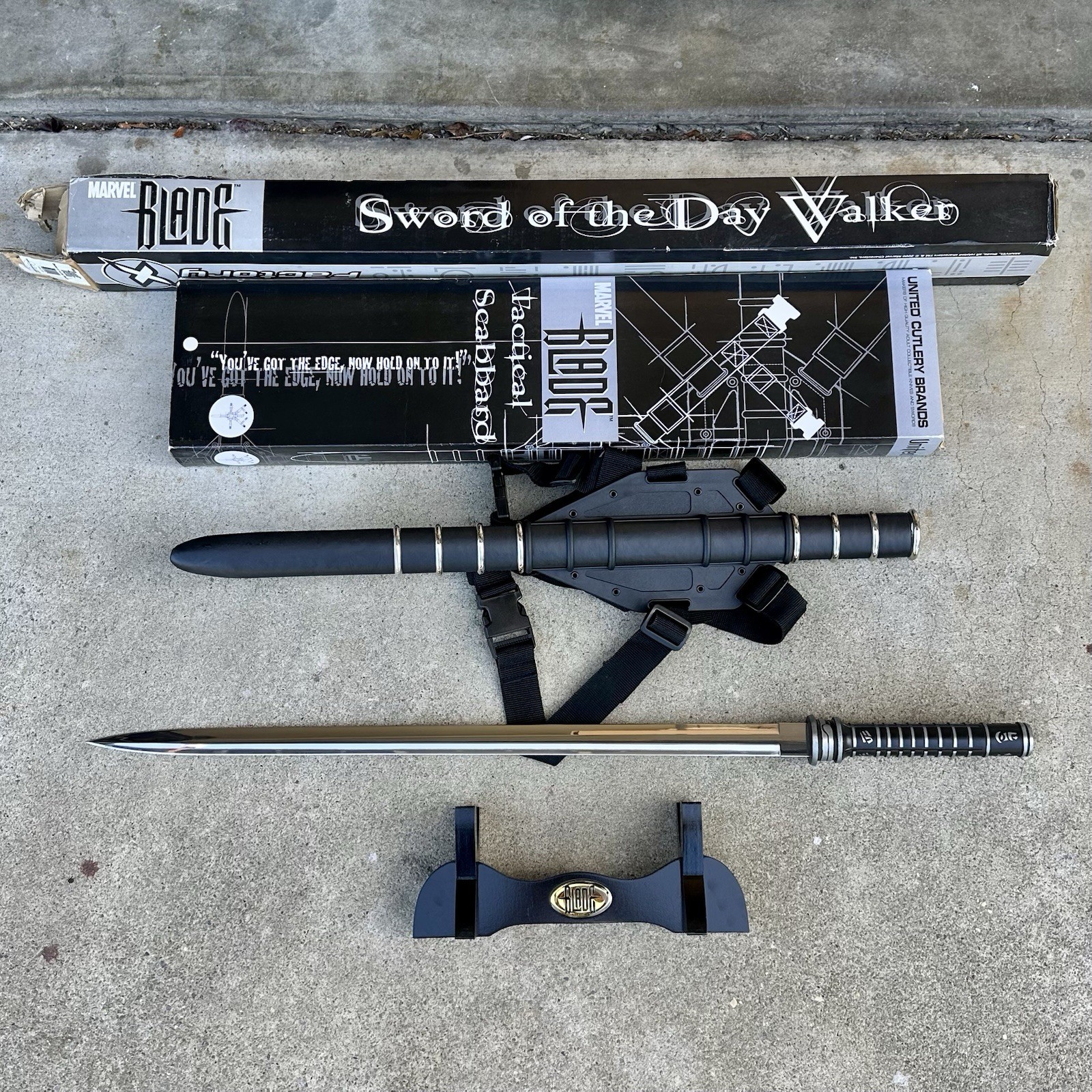 Marvel Blade Movie Sword Made Year 2000 Scabbard 19991 Boxes Stand Rare Set Marvel Blade Movie Sword Made Year 2000 Scabbard 19991 Boxes Stand Rare Set