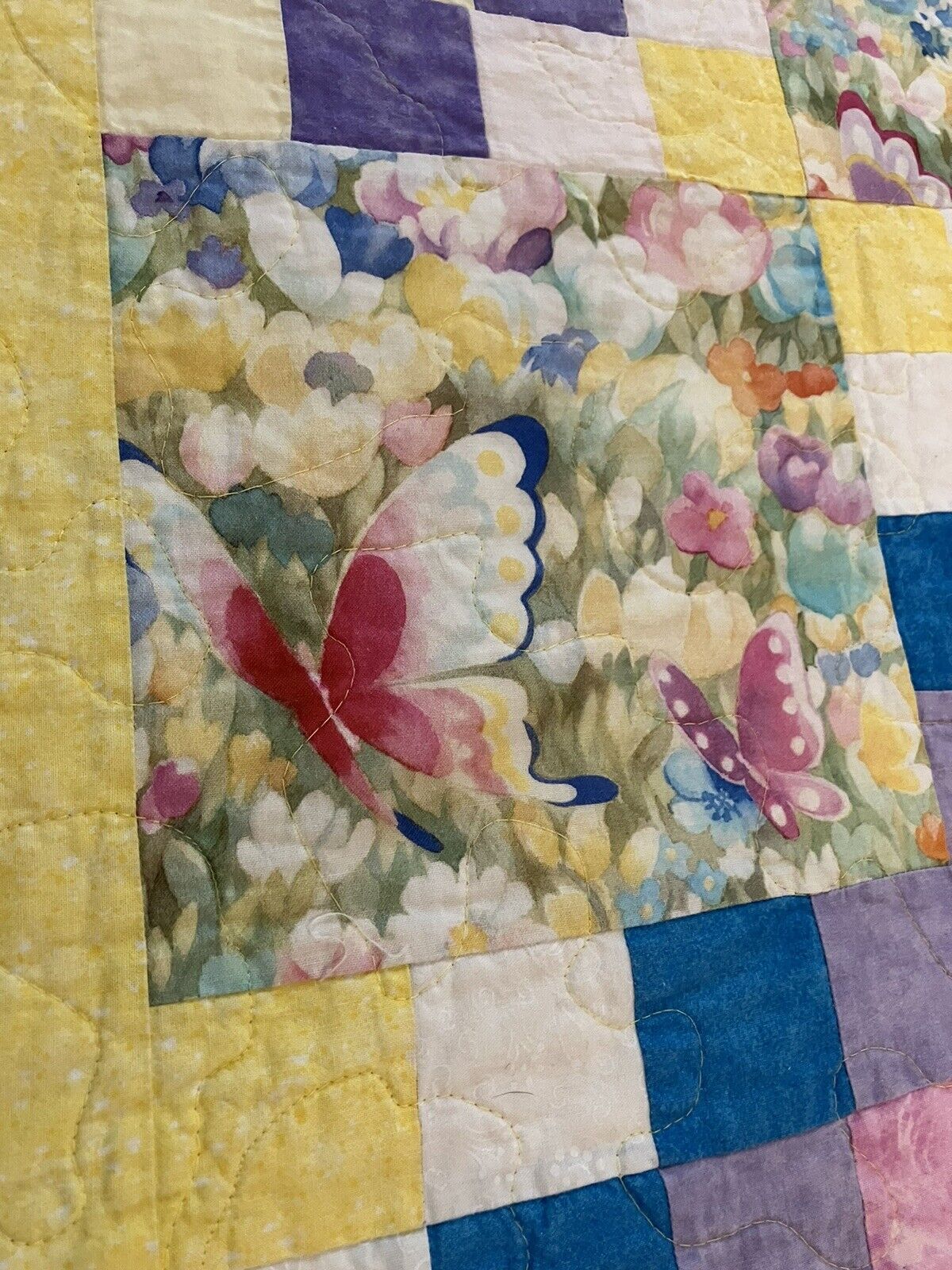 Vintage Quilt BUTTERFLY FLORAL PATCHWORK 6FT X 7FT (pics on king bed) BOHO RETRO