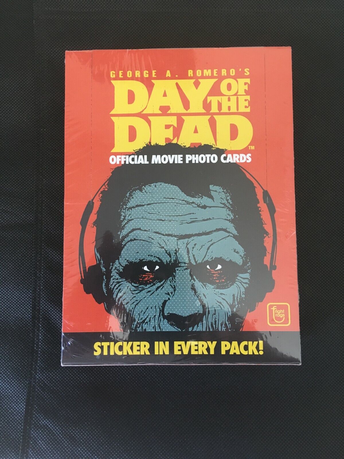 FRIGHT RAGS DAY OF THE DEAD TRADING CARDS WAX BOX-SEALED BOX-HALLOWEEN-HORROR