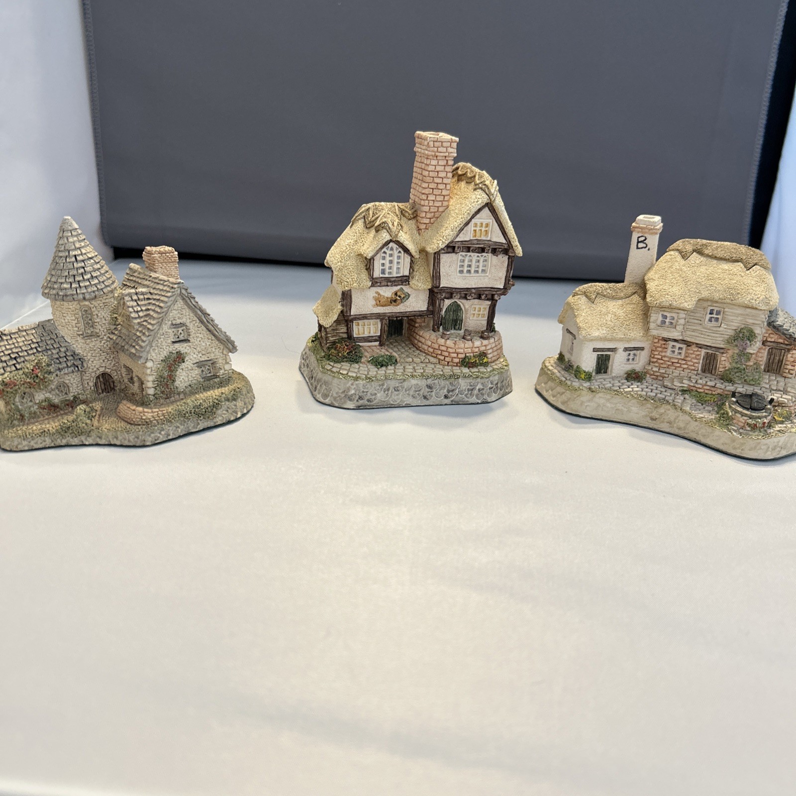 David Winters Lot Of 3 Cottages David Winters Lot Of 3 Cottages