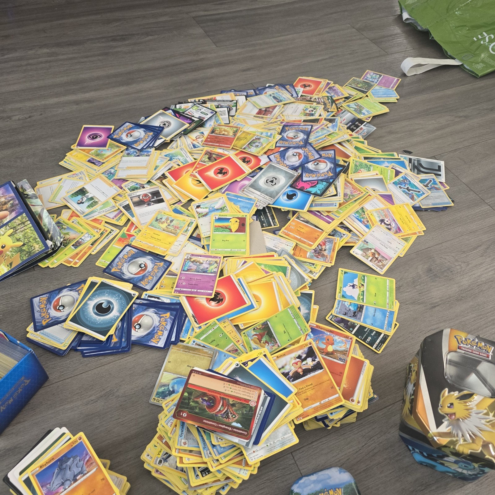 Huge Pokemon Card Collection Job Lot 1800+ Cards Tins Holos Reverse Holo Bulk 