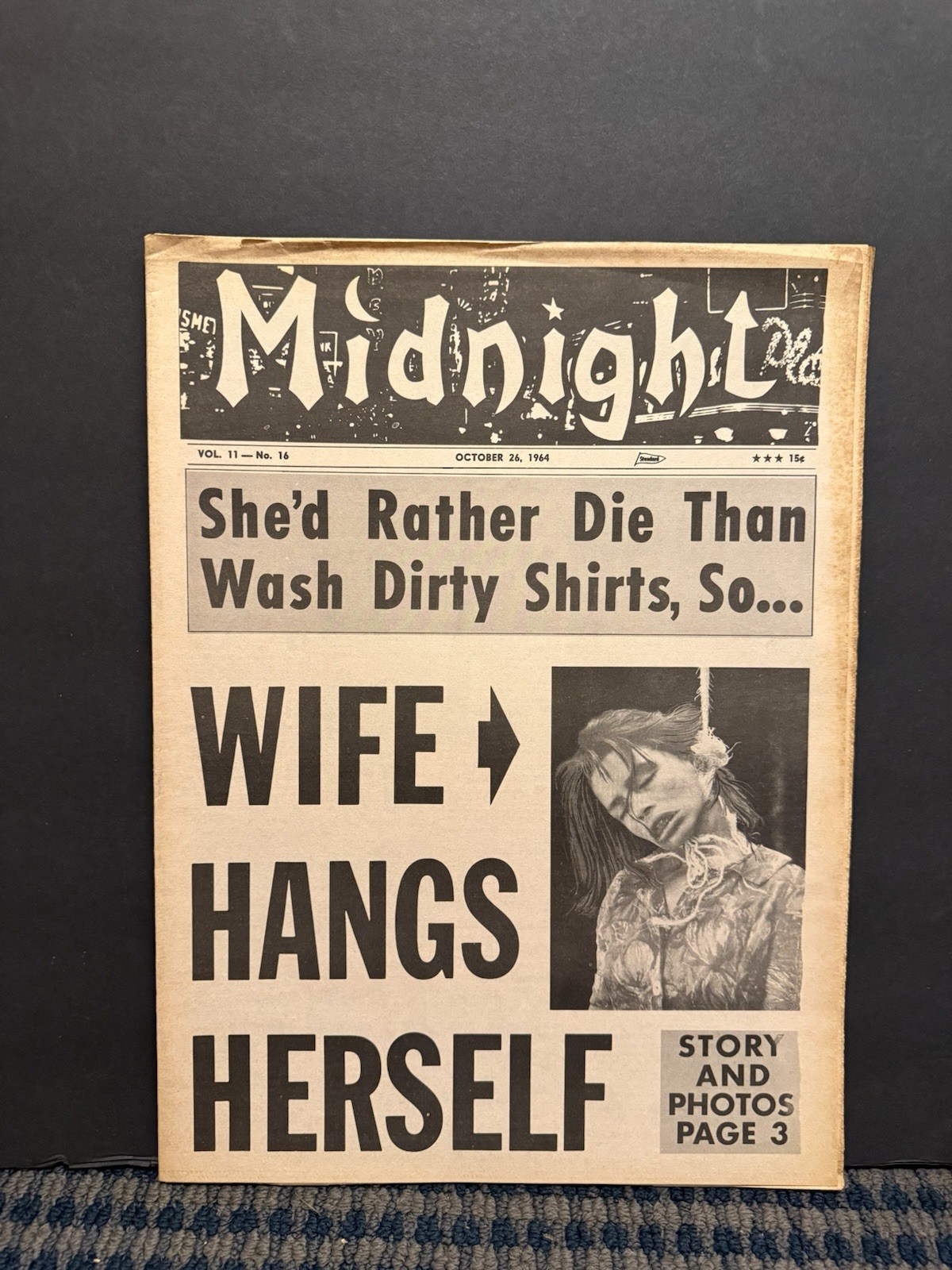 1964 October 26th MIDNIGHT Newspaper, Wife Hangs Herself (VRN10D)