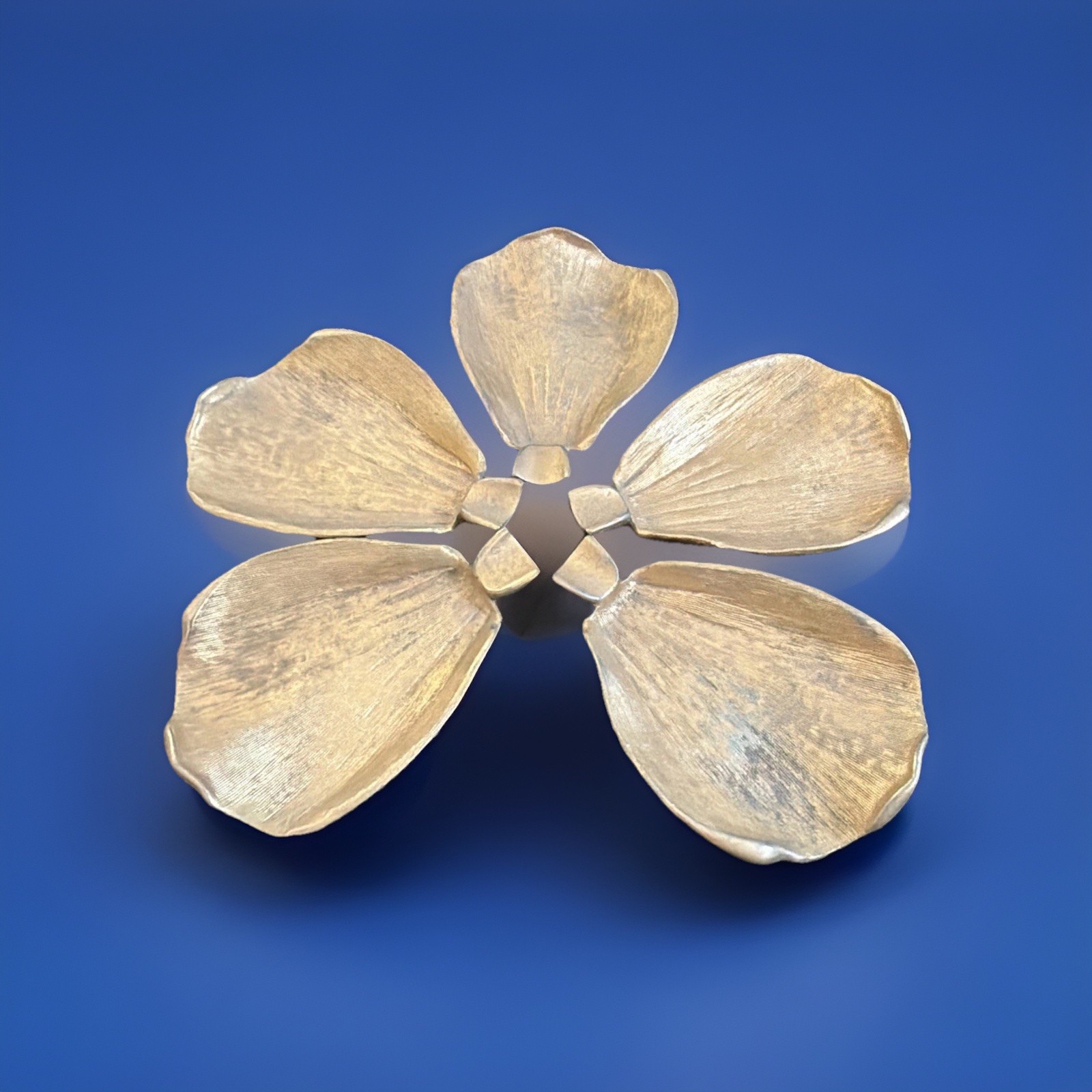 Vintage ‘TAN’ signed Gold-tone Brass Lotus Flower Ashtray Replacement Petals