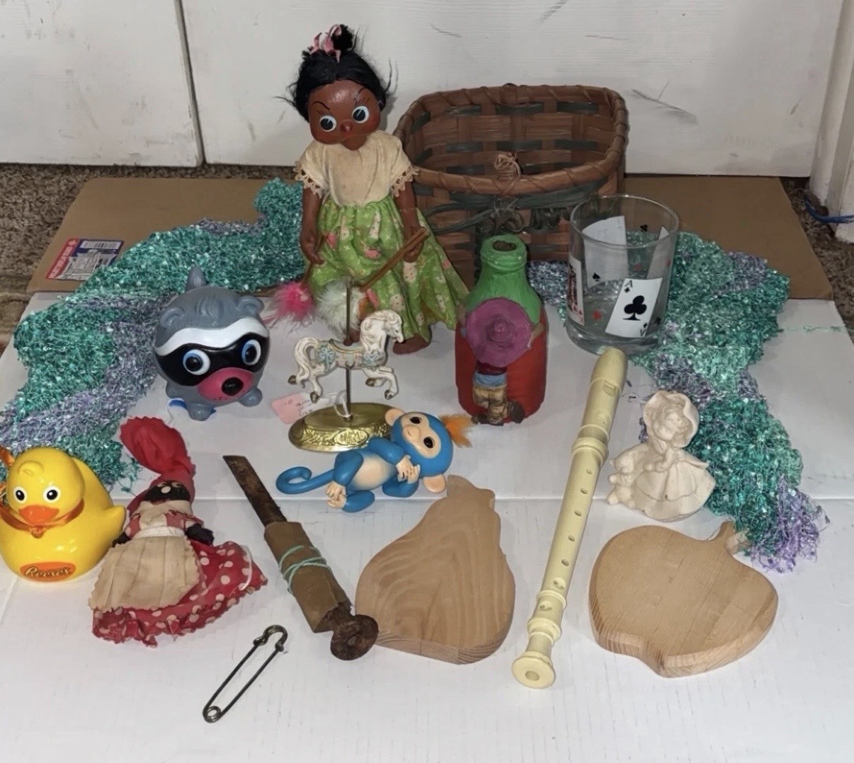 lot of 16 weird unique items figurines trinkets & more odd strange estate finds