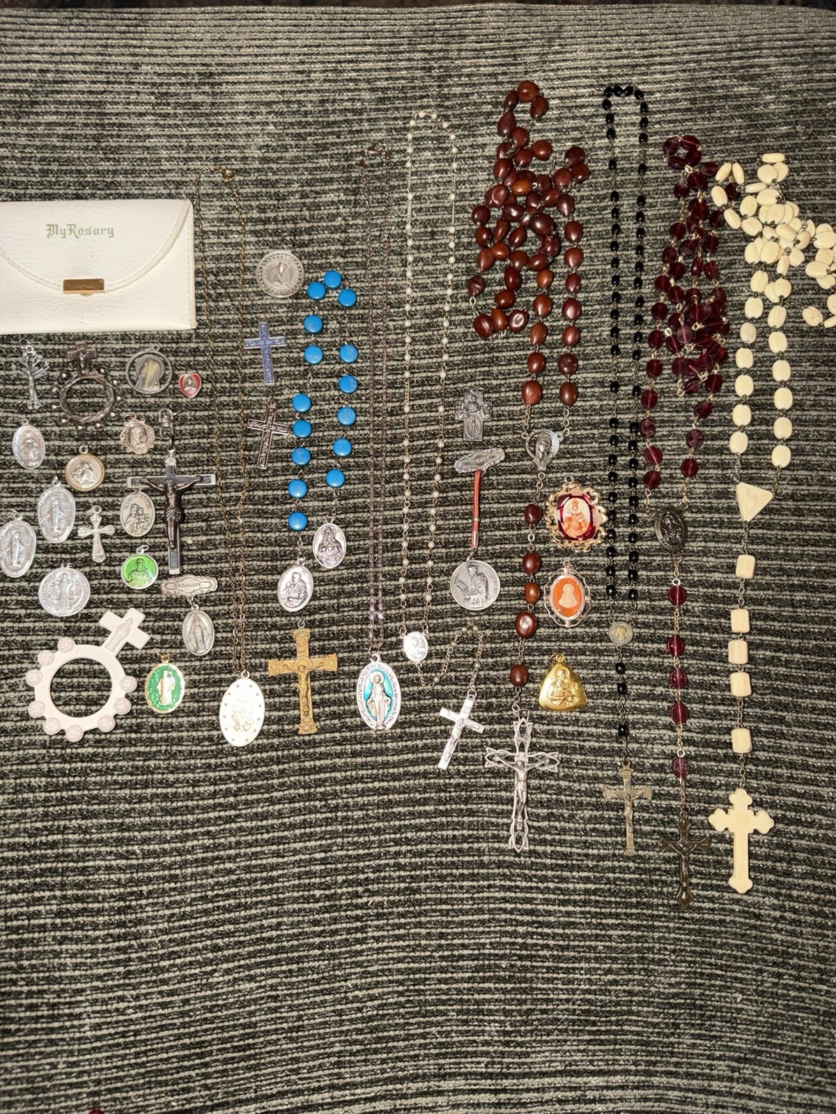 Vintage Catholic Religious Bundle Rosary Medal Jewelry LOT AS-IS