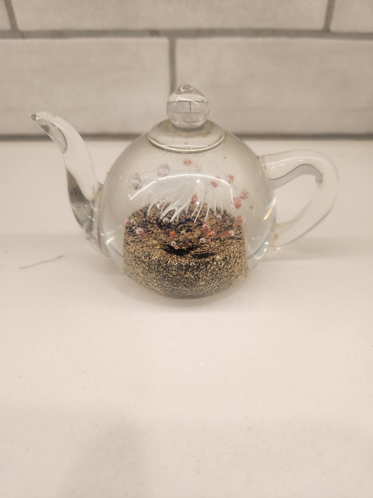 Dynasty Gallery Art Glass Blown Teapot Paperweight with Pink Gold And White 3\