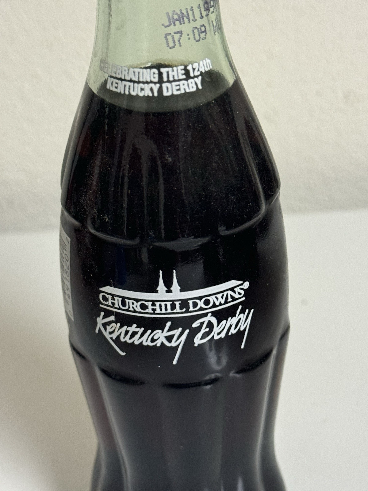 COCA COLA COKE 124th Kentucky Derby Churchill Downs 8oz BOTTLE VTG