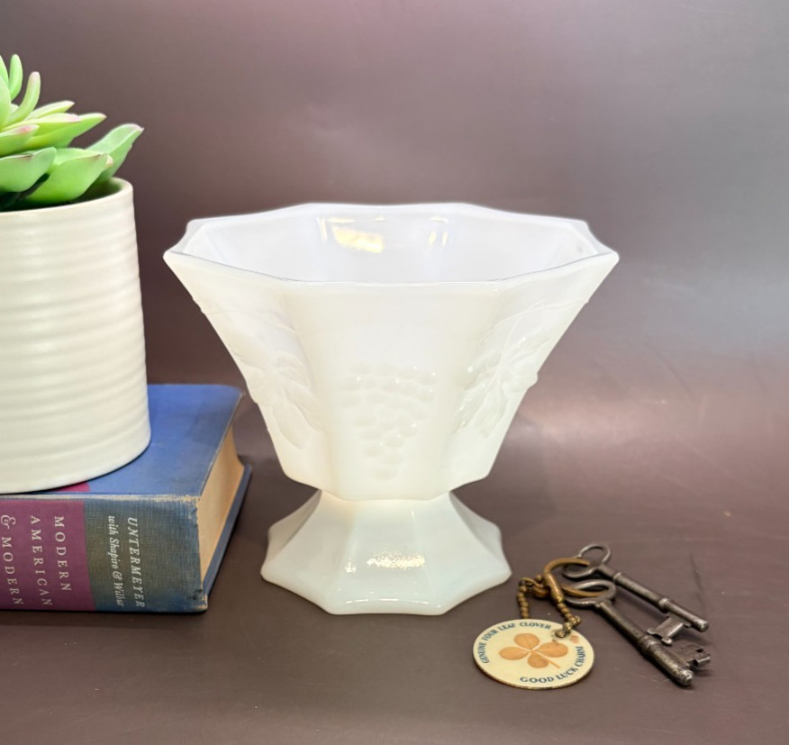 Vintage Anchor Hocking Milk Glass Harvest Grape Octagonal Compote Candy Dish EUC