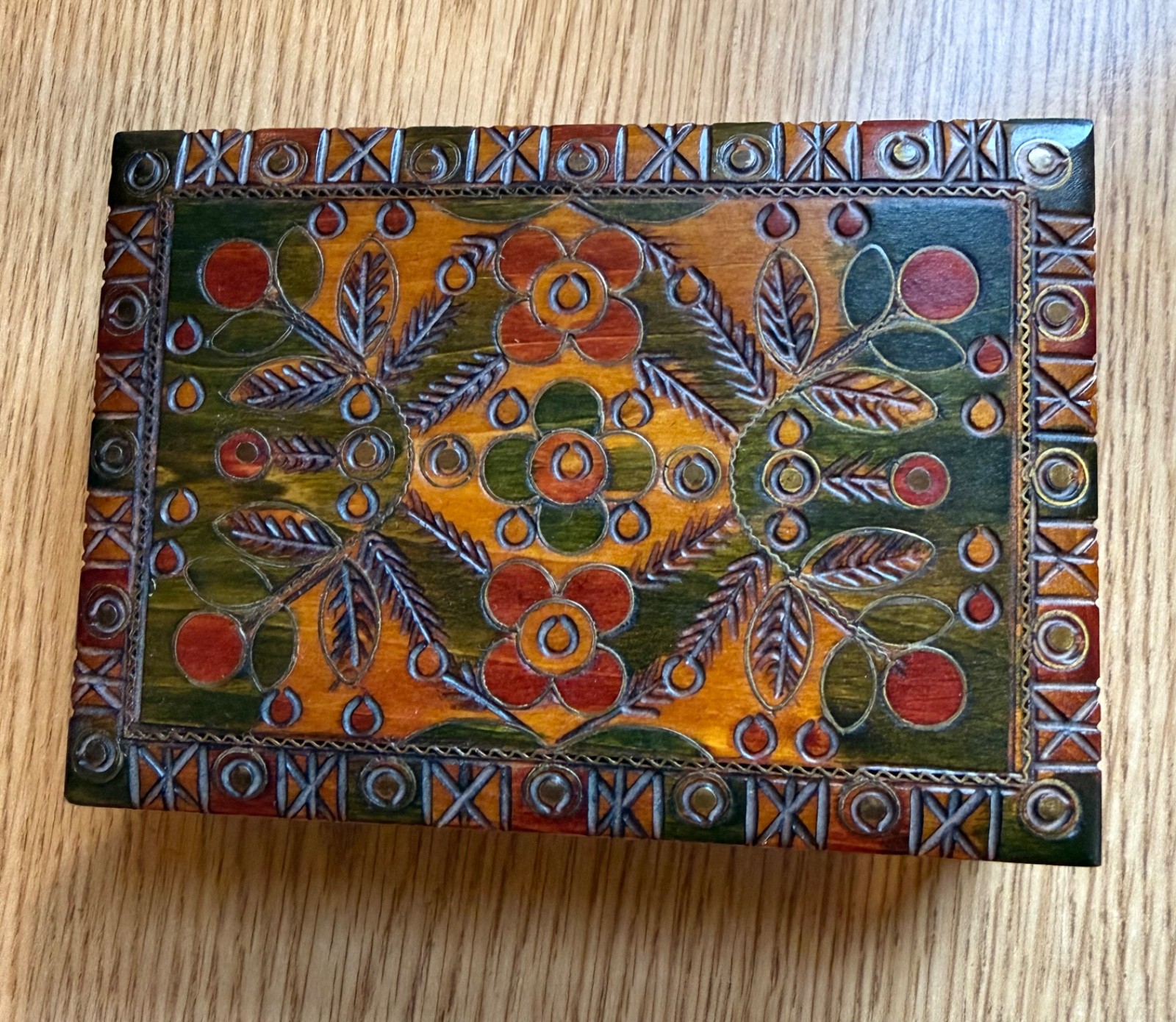 Vintage Handpainted Polished Trinket Wooden Trinket Box.With original cloth tag.