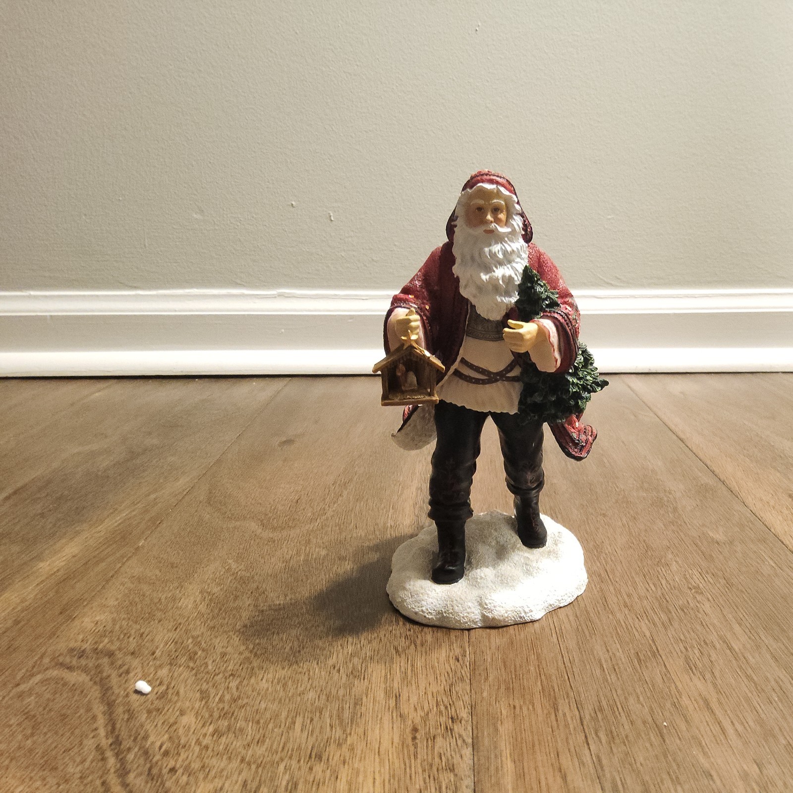 Pipka Slovakian Santa Collectible